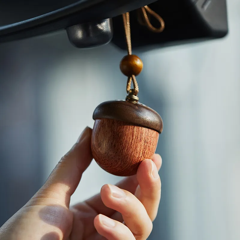 微信图片_20260104194302_815_497 Original Car Air Freshener Gift Set - Vent Clip Aromatherapy Diffuser - Image 1